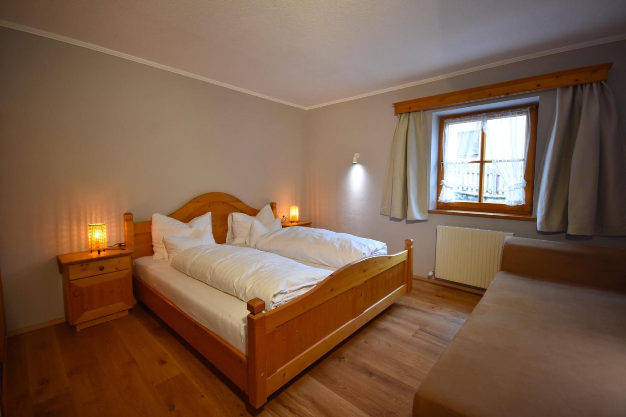 Brunnenhof Apartments Pettneu am Arlberg Ngoại thất bức ảnh